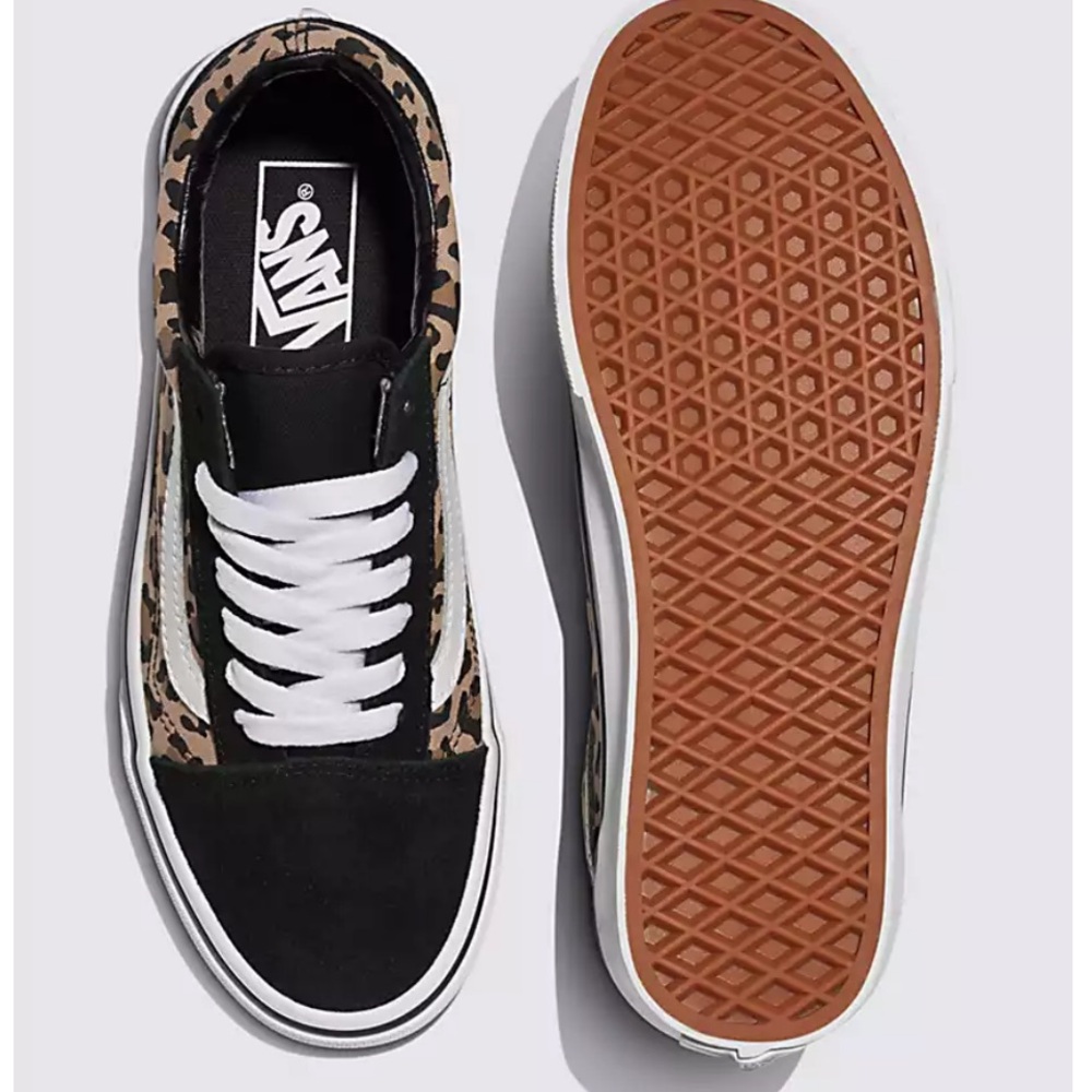 Women’s vans leopard size 8.5